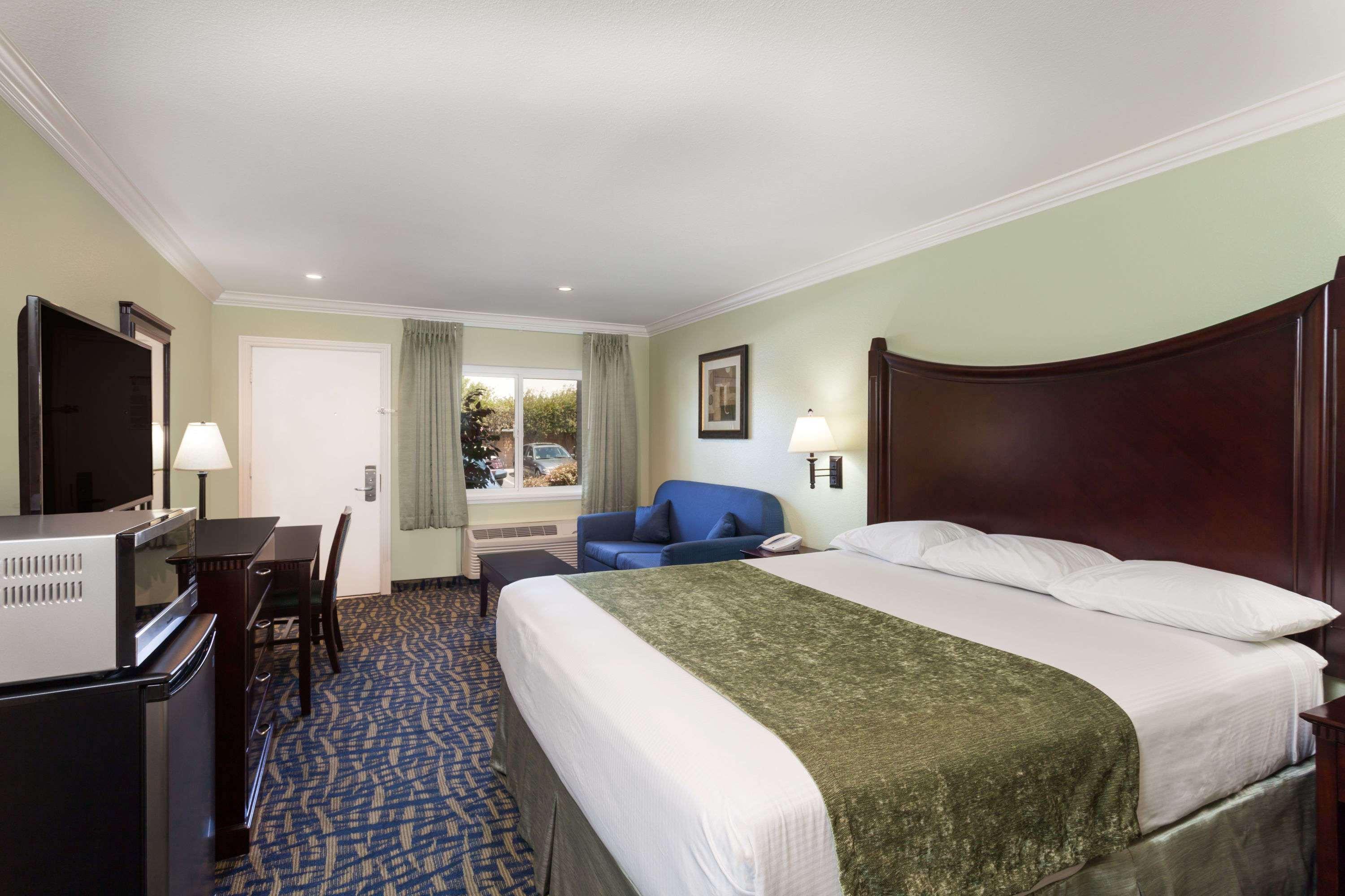 Travelodge By Wyndham Orange County Airport/ Costa Mesa Esterno foto