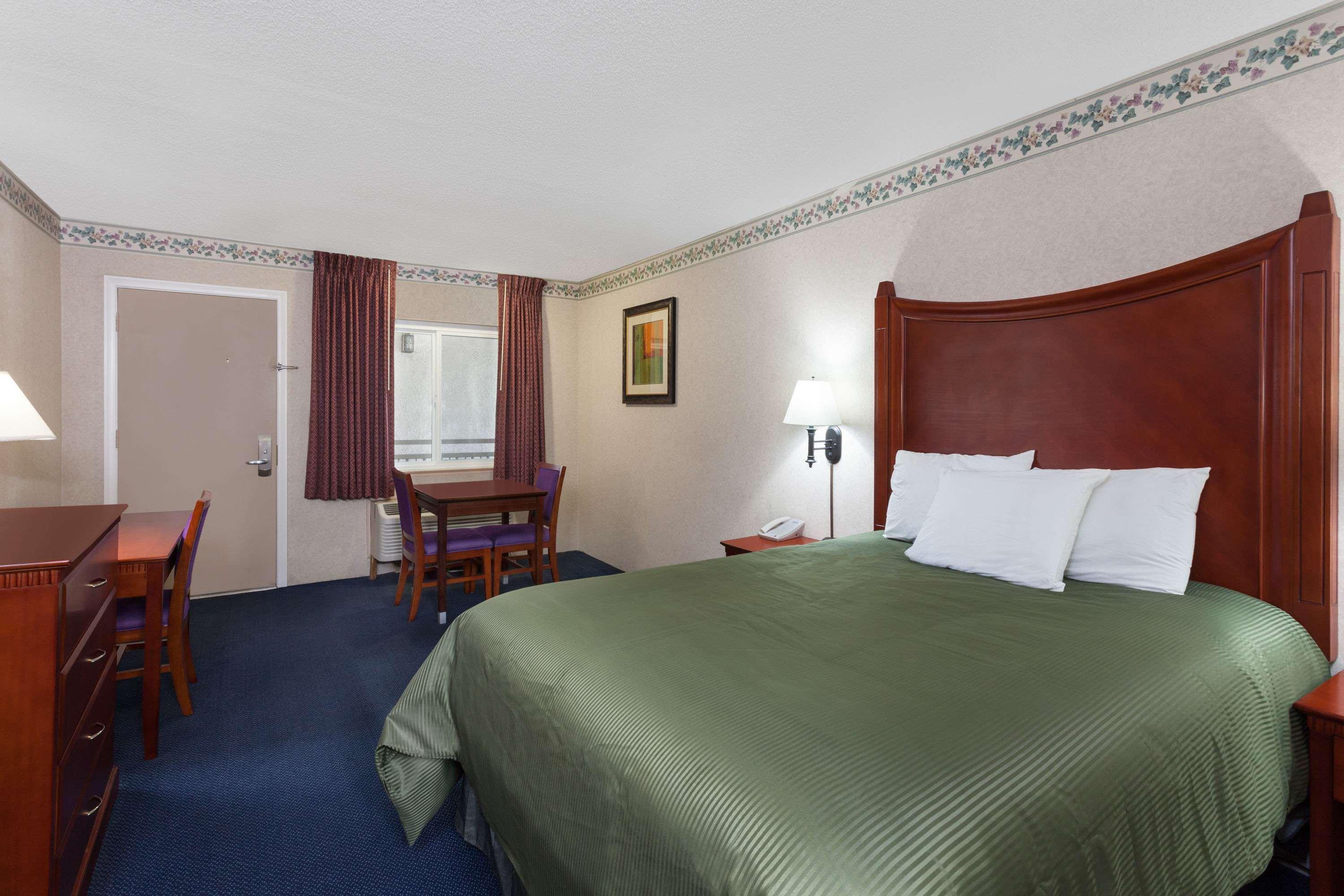 Travelodge By Wyndham Orange County Airport/ Costa Mesa Esterno foto