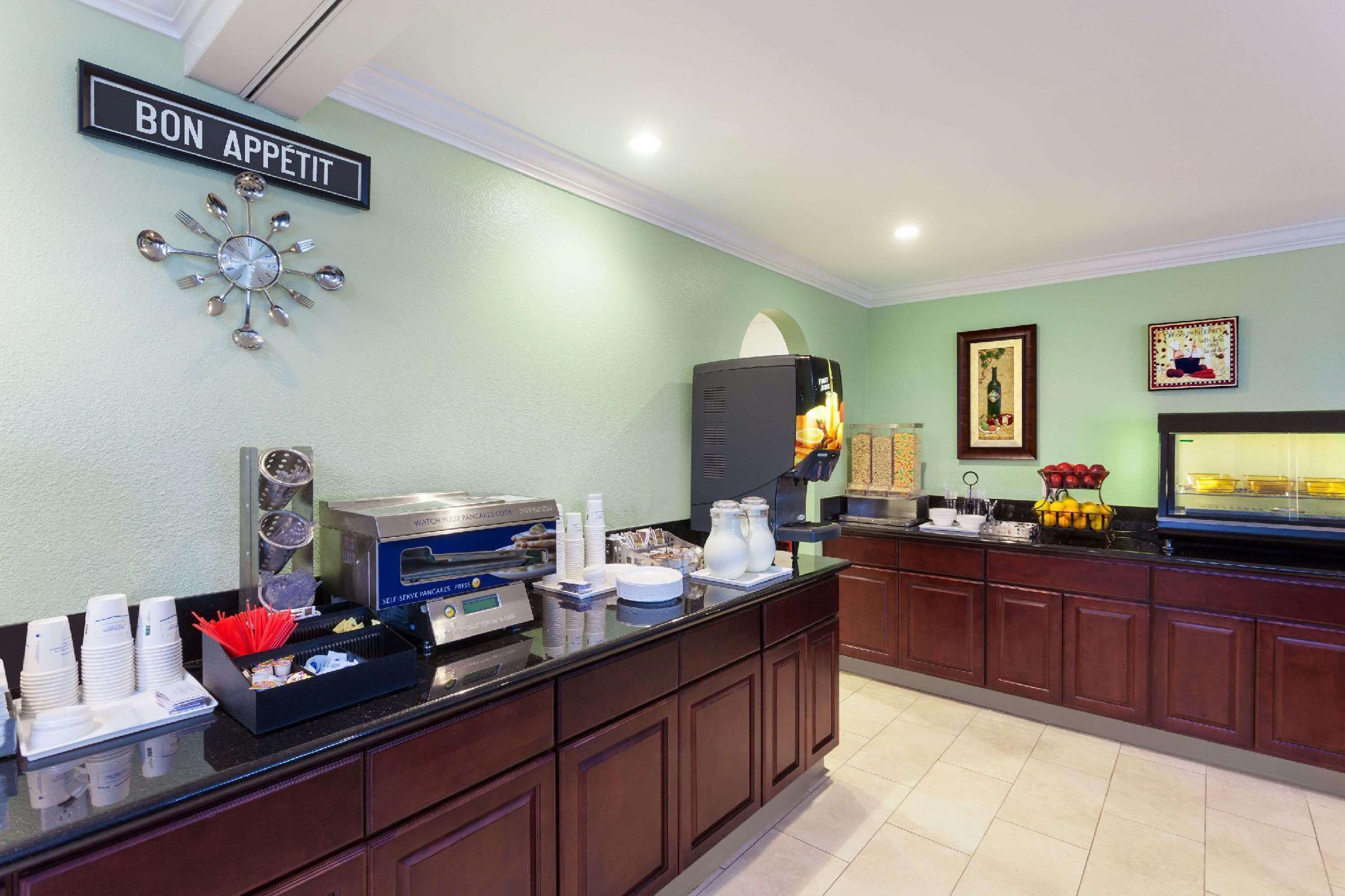 Travelodge By Wyndham Orange County Airport/ Costa Mesa Esterno foto